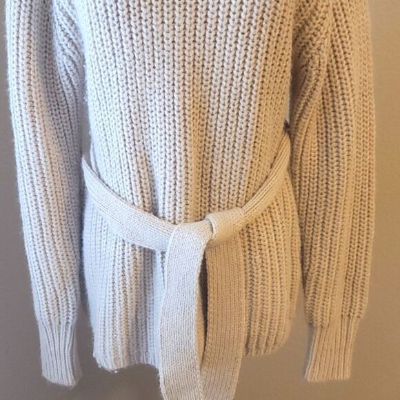 Zara knit sweater size small. - Picture 2 of 8